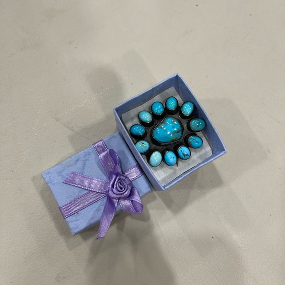 Native Turquoise Ring - Picture 10 of 12